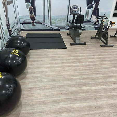קואלה לומפור Taragon Apartment -Bukit Bintang מראה חיצוני תמונה