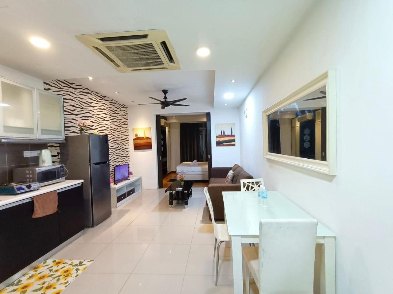 קואלה לומפור Taragon Apartment -Bukit Bintang מראה חיצוני תמונה